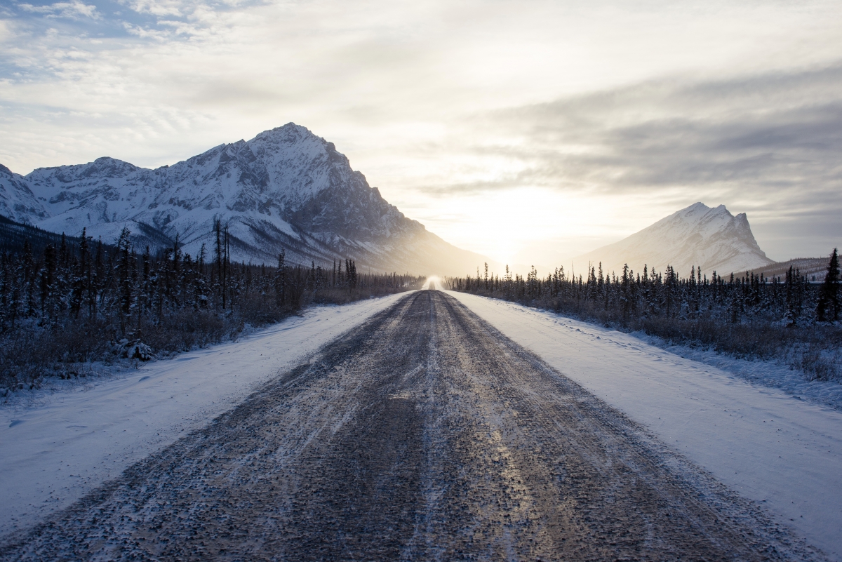 Morning road snow mountain 4k landscape desktop