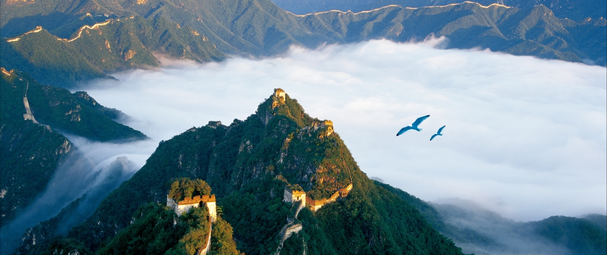 Great Wall of Clouds Scenery 6K Picture