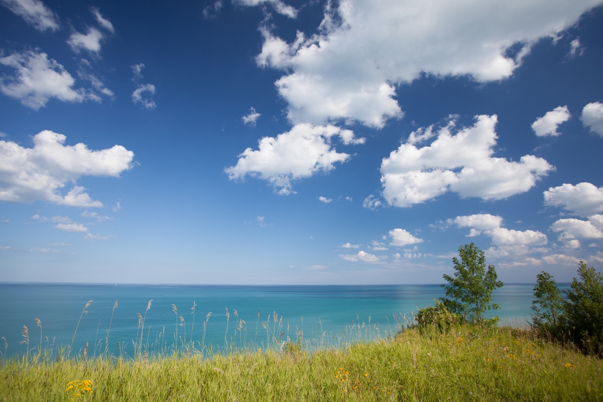 Sunny Lake Michigan 4k wind