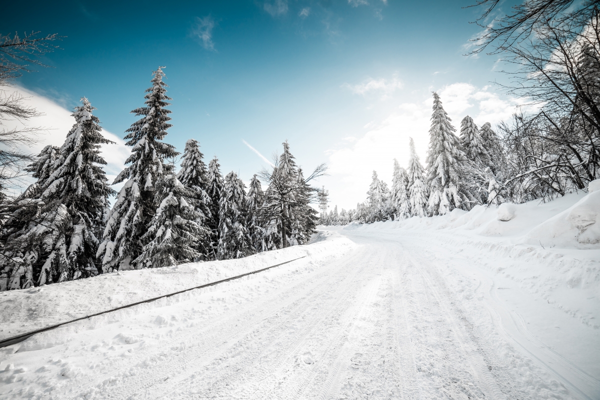 Snow Covered Highway 4k Landscape Wallpaper