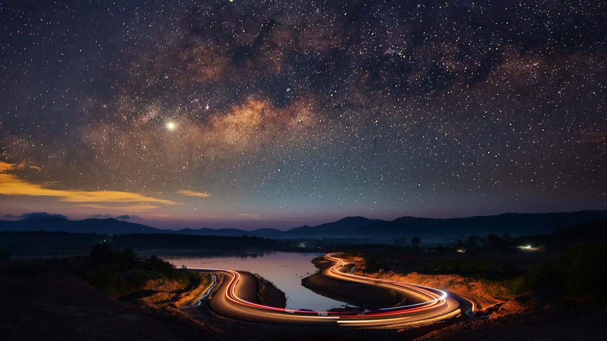 Starry sky highway night view 4k computer wall