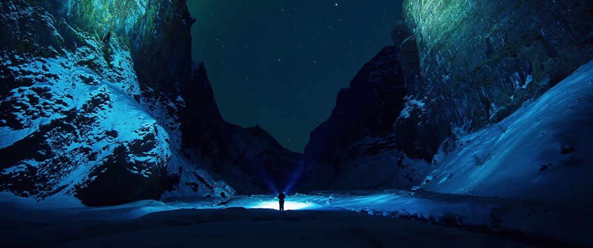 Night, snow mountain, starry night, man, hand