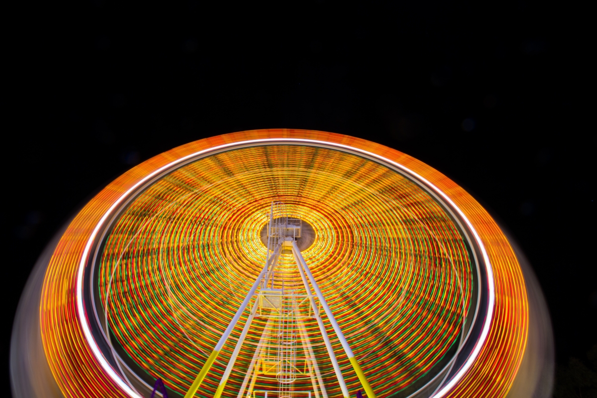 Night ferris wheel landscape 5K wallpaper