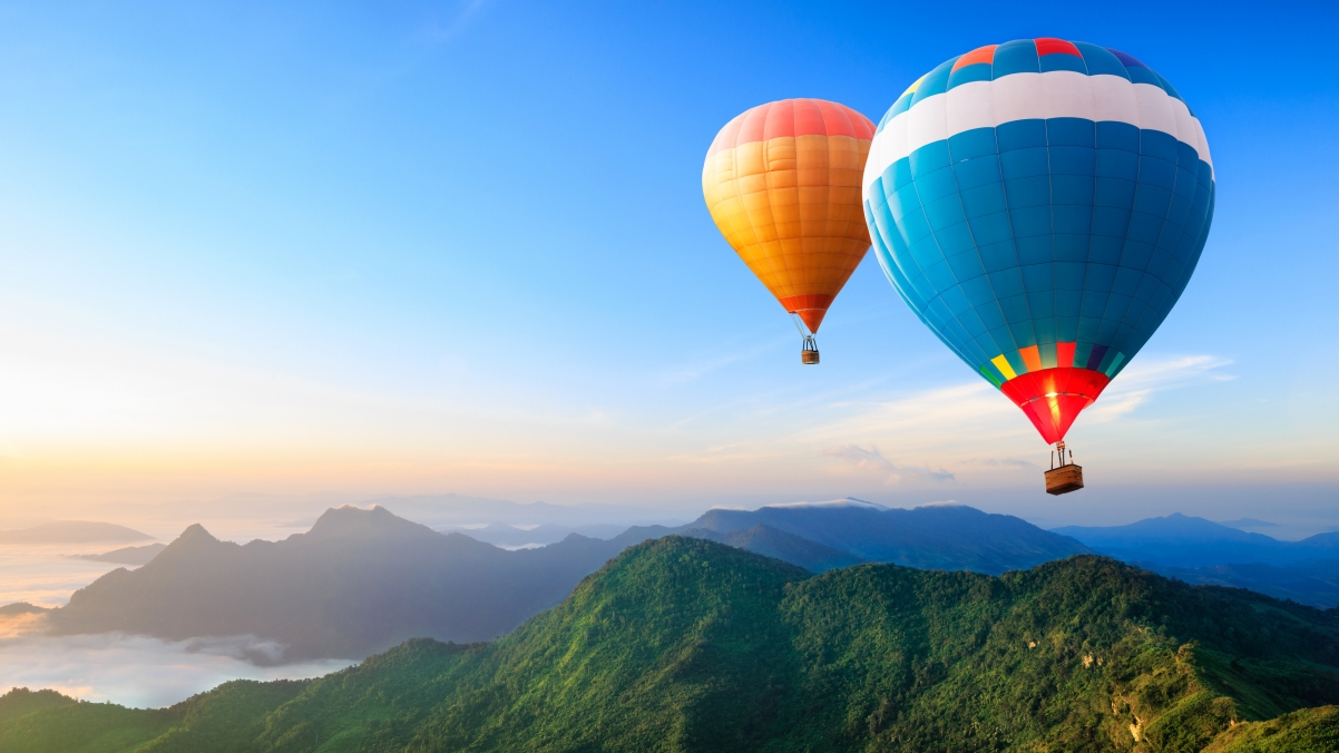 Sky Hot Air Balloon 4K Wallpaper 3840