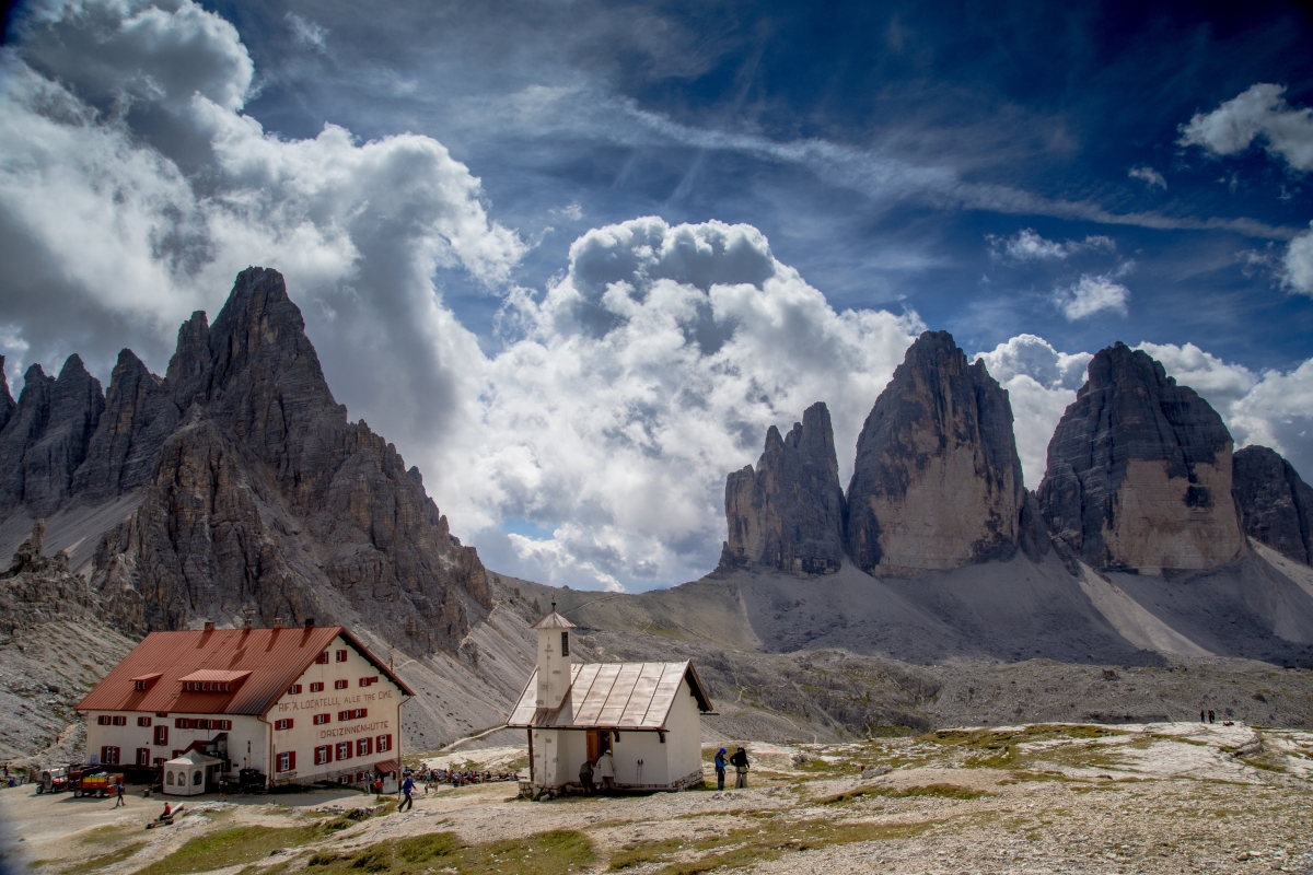 4k landscape view of the hut at the foot of the mountain
