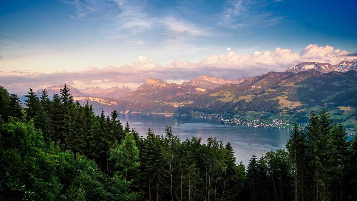 Lake Zurich 4K Landscape Wallpaper