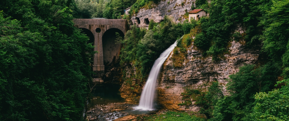 Waterfall Cliff Tree Bridge 3440x1
