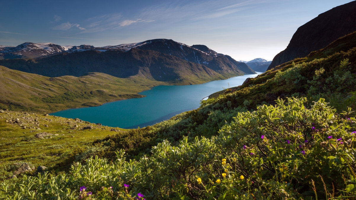 Beautiful turquoise lake in Norway