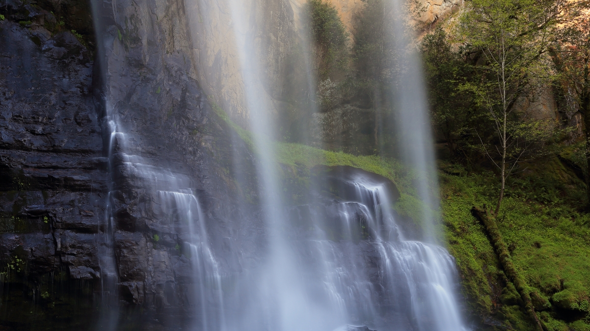 Kos County Falls, Oregon, U.S.