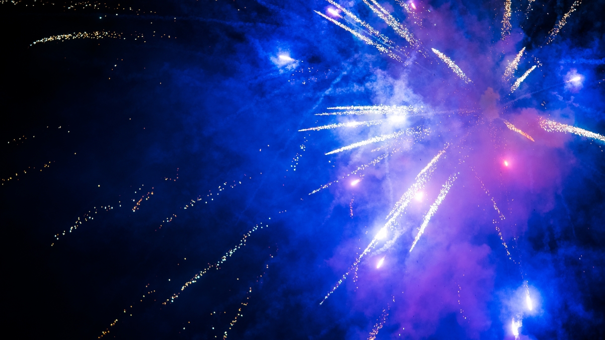 Blue fireworks 4k wallpaper