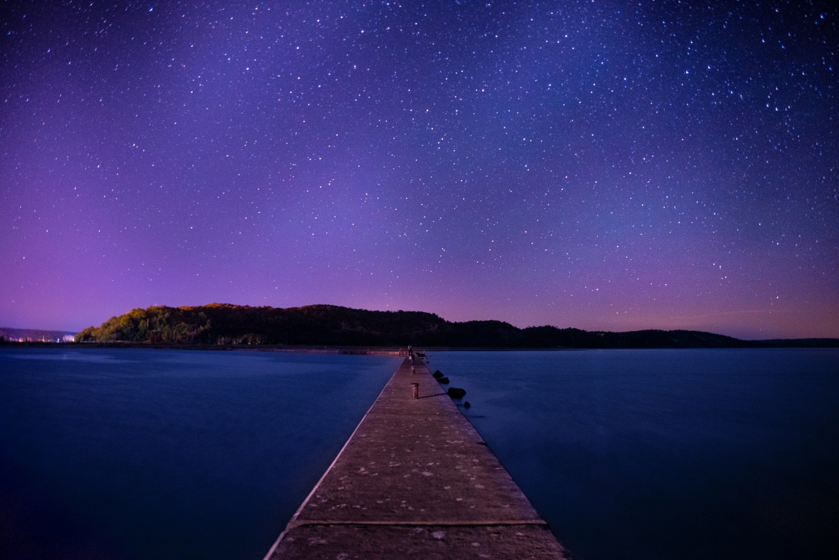 Lake pier night starry sky scenery 4