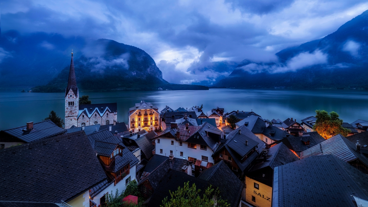 Hallstatt Lake