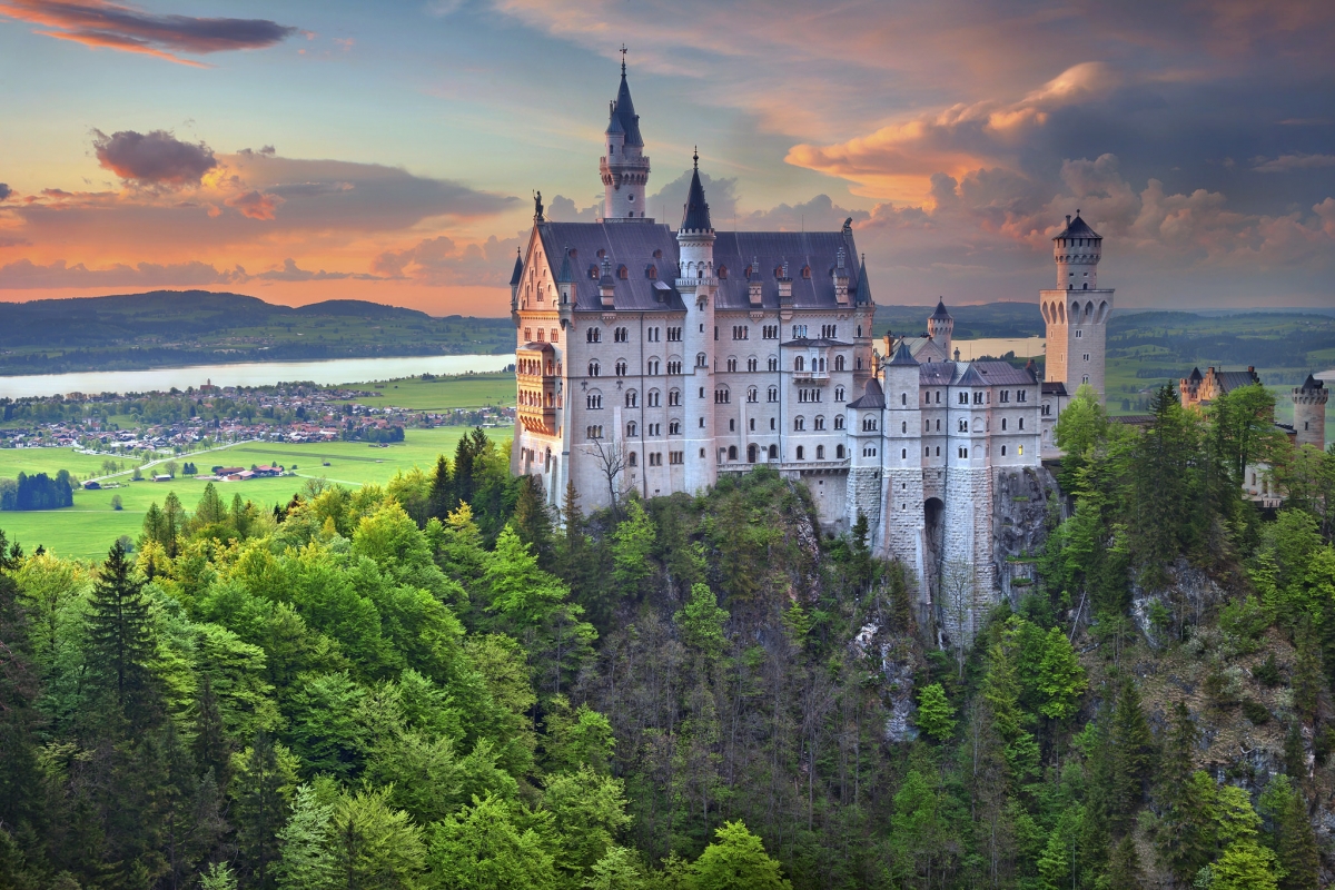 Germany Neuschwanstein Castle HD Landscape