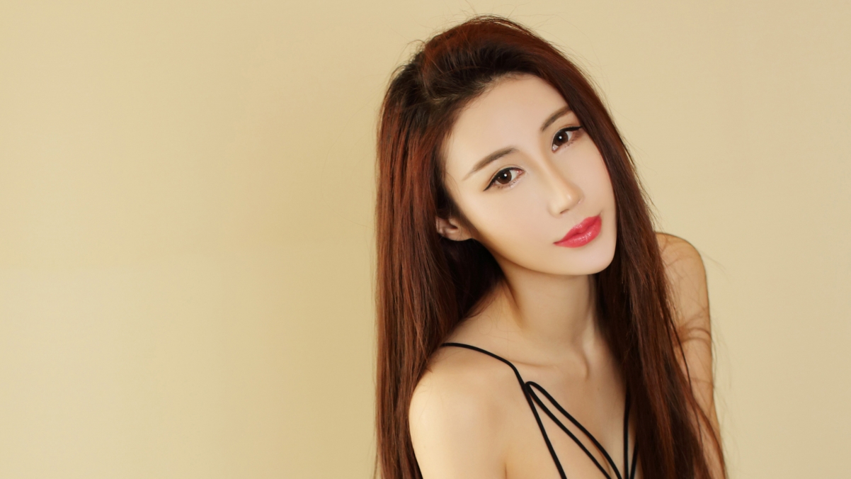 Long hair scented shoulder beauty Sun Mengyao 4k wall