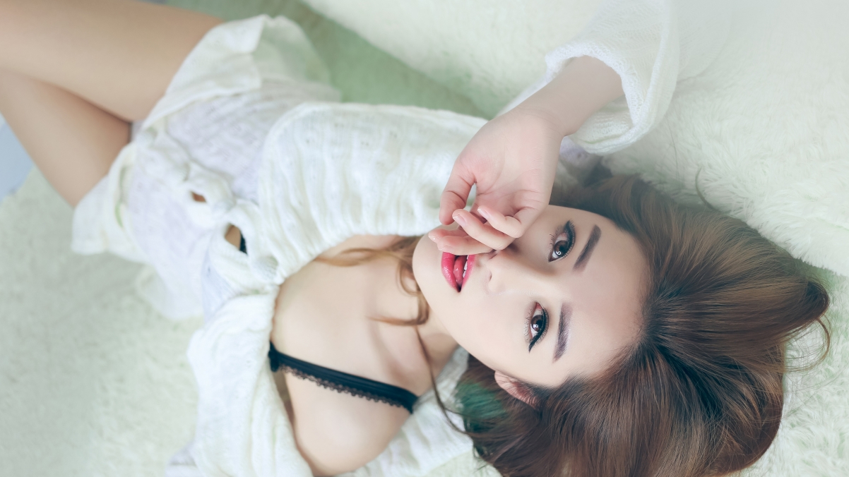 Fragrant Shoulder Beauty Sexy Pajamas 4K Beauty