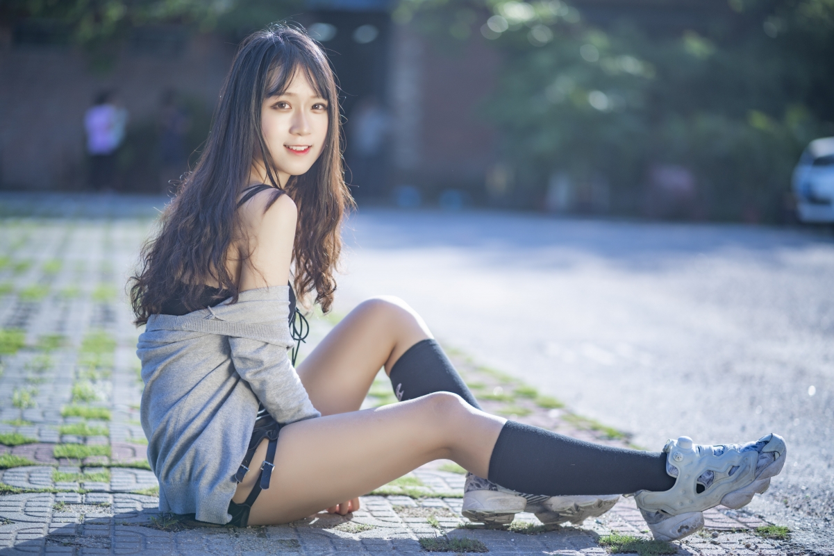 Summer beautiful girl 8K wallpaper