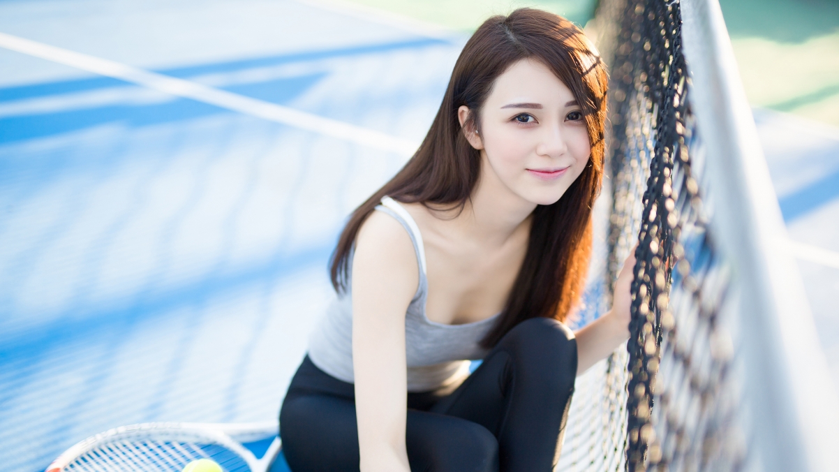 Tennis beauty sweet smile 4k wallpaper