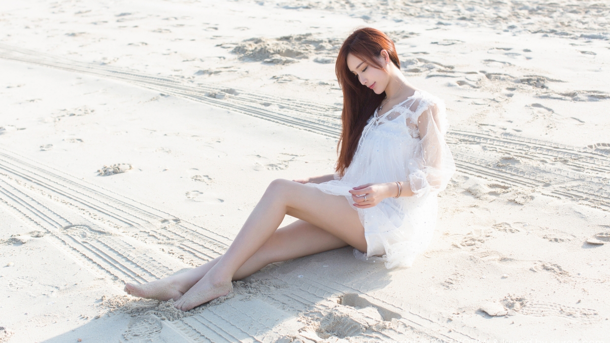 The soil is round, short and poor, sitting on the beach