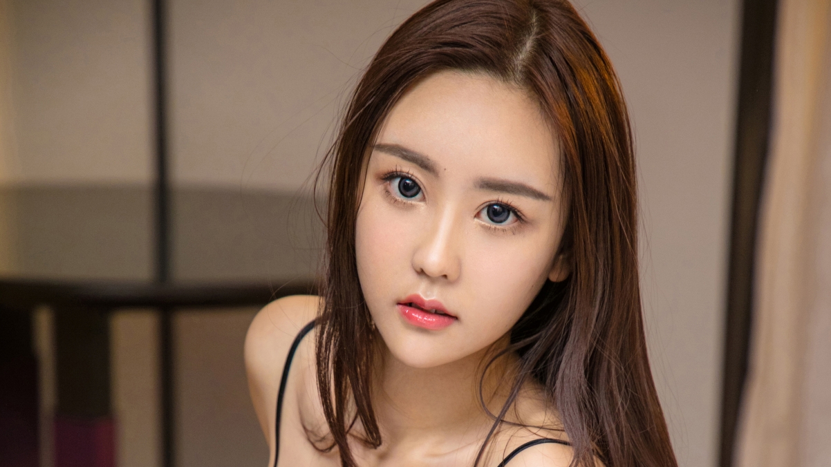 Candy Long Hair Sexy Fragrant Shoulder Beauty 4