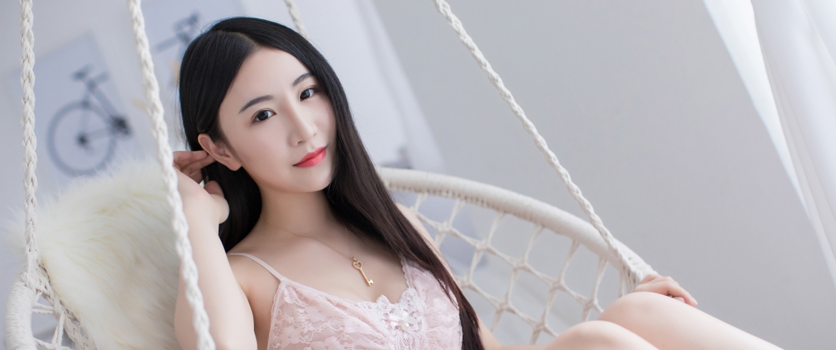 Indoor hanging chair pure beauty Xie Zhixin