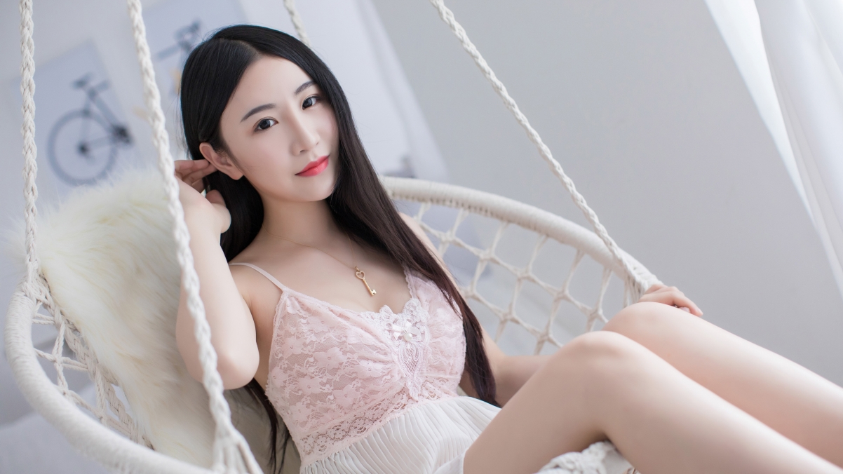 Pure beauty Xie Zhixin indoor hanging chair