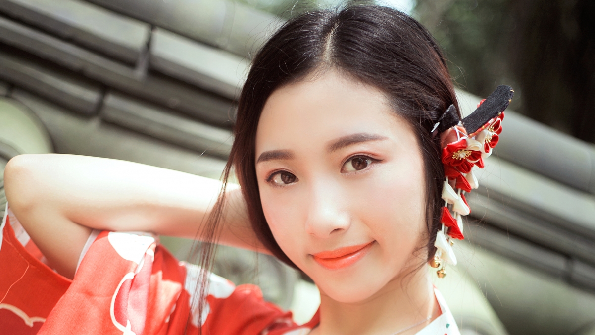 Pure and cute kimono beauty 4K wallpaper