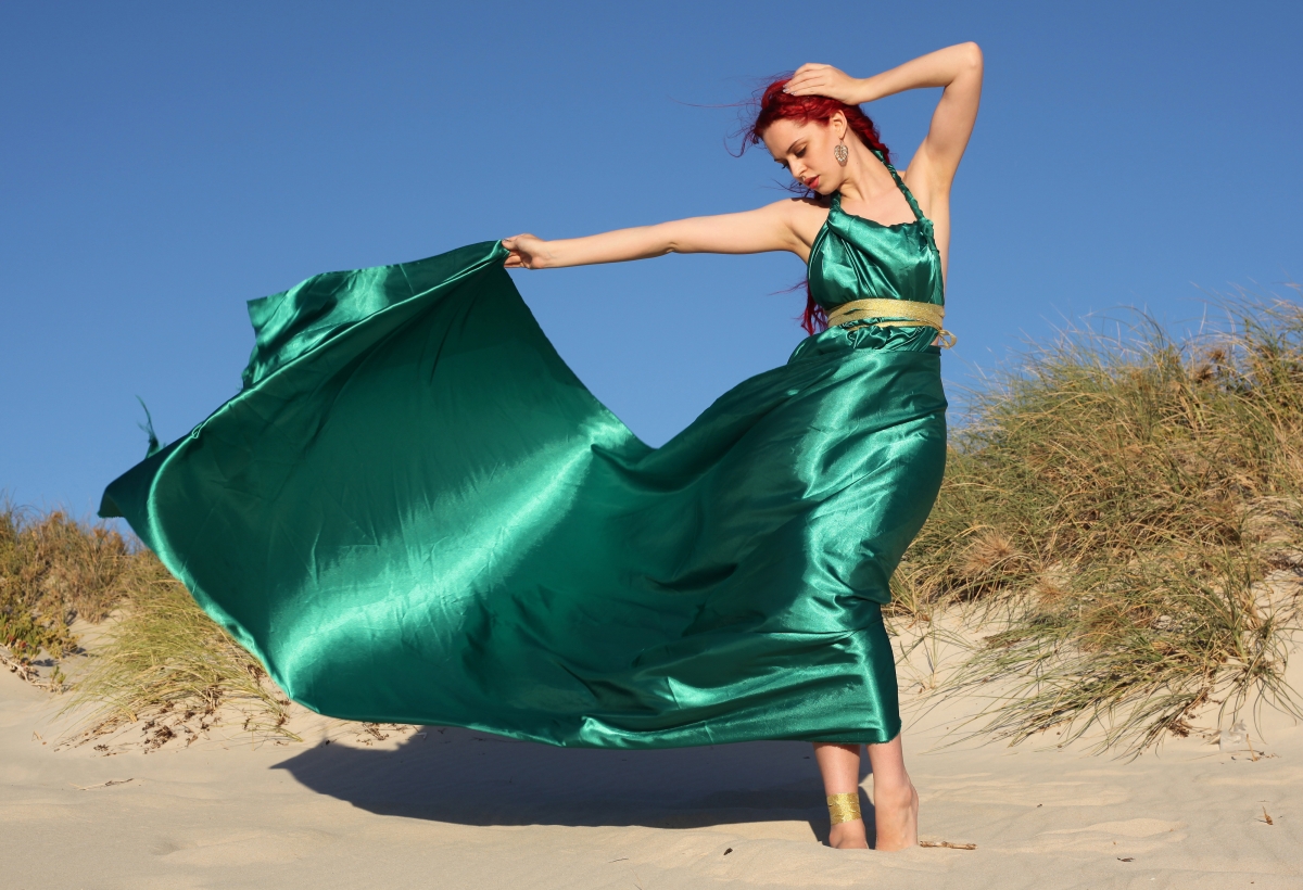 Girl green skirt dress up desert