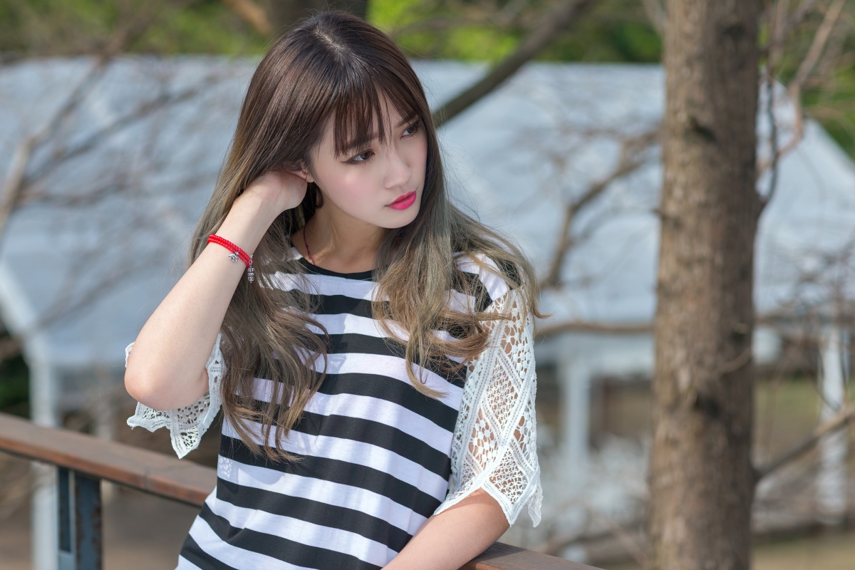 Girl face hair 4k beauty wall