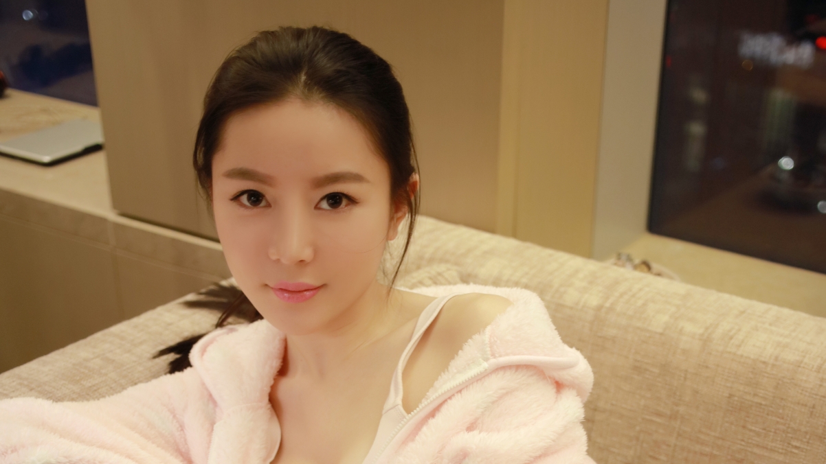 Mu Yuqian Beauty Photo 4K Wallpaper