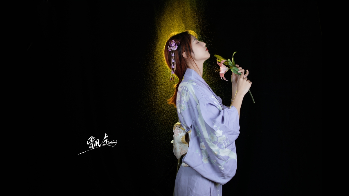 Beautiful girl in kimono with closed eyes and dazzling 4k beauty