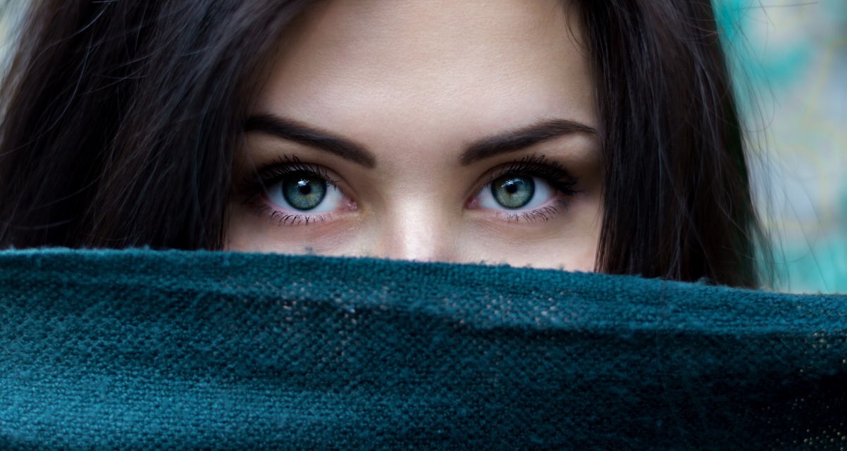 Beautiful eyes cloth 5K beauty picture