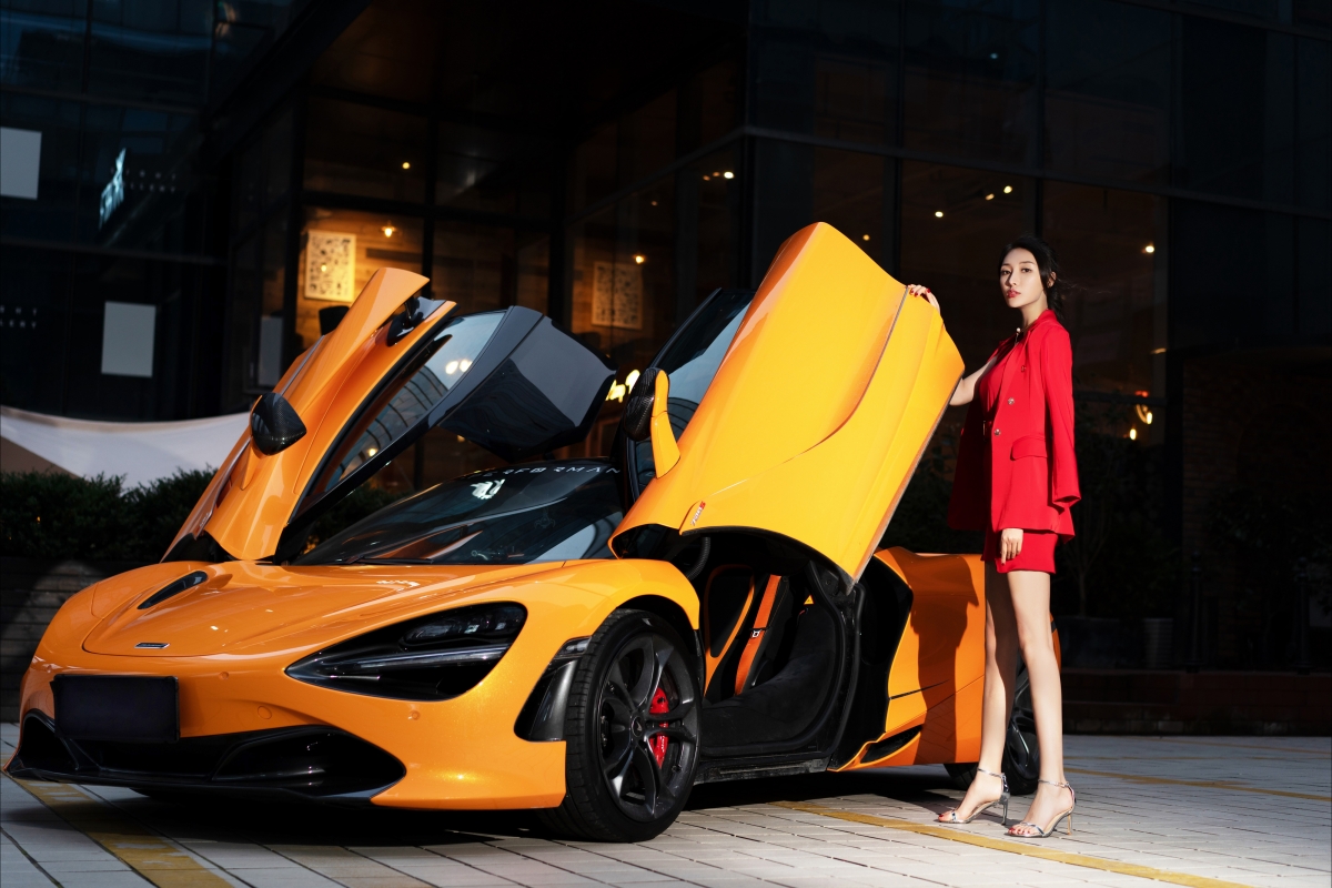 Carat goddess car model xuanzi orange
