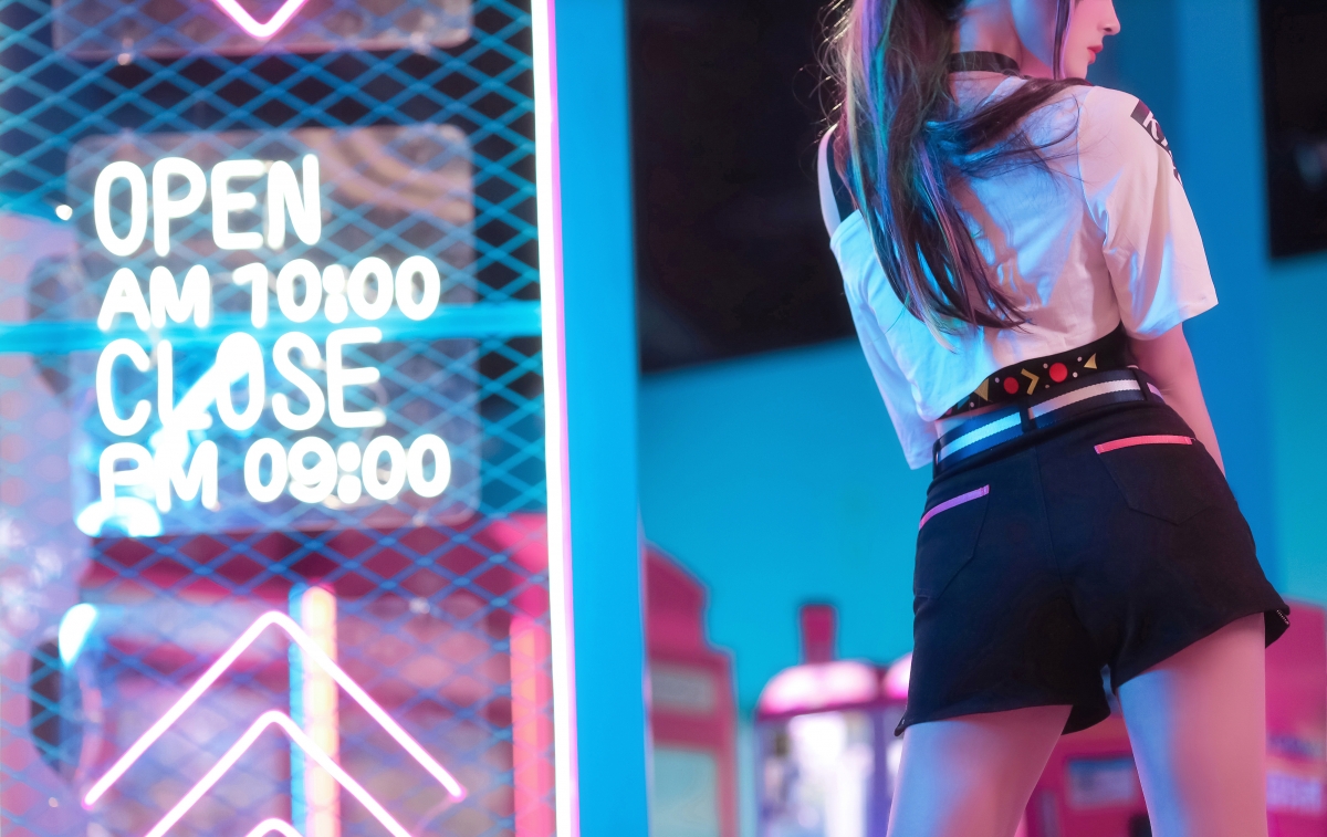 Sci-fi girl back view white shirt