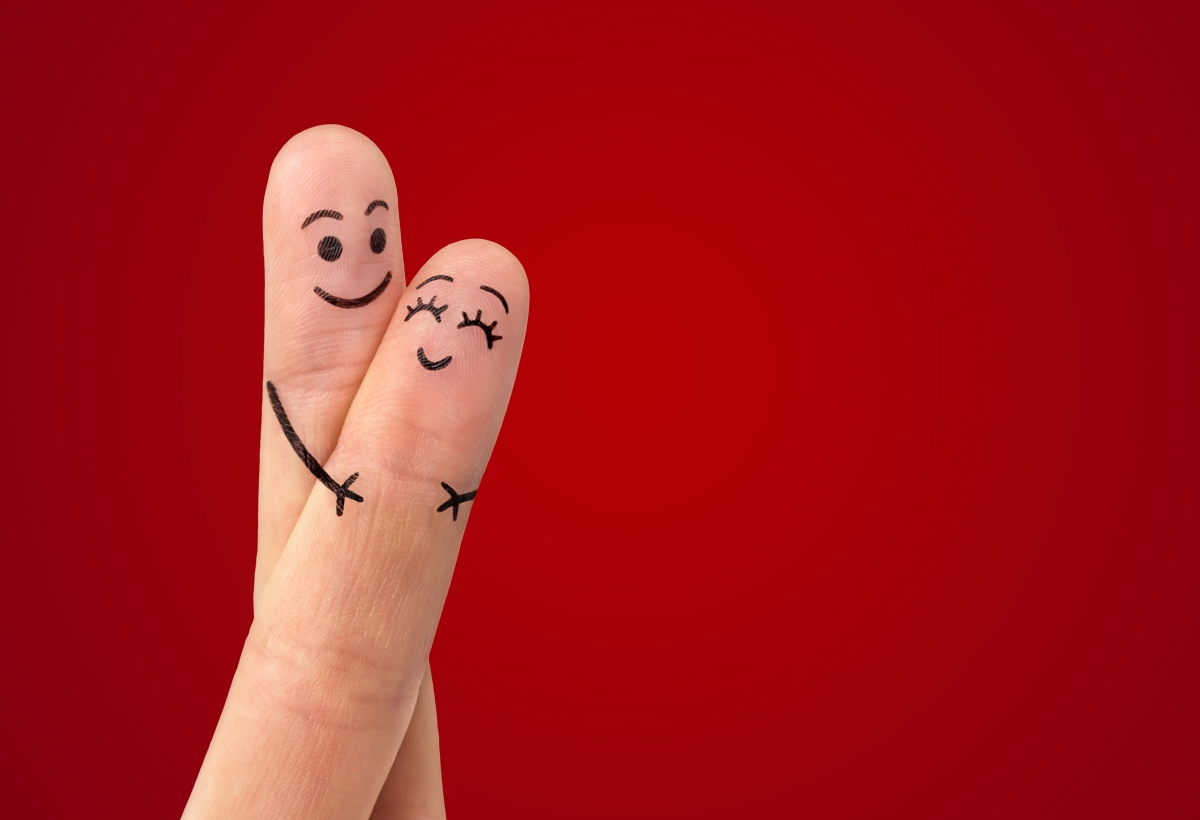 Romantic sweet finger love 6K wall