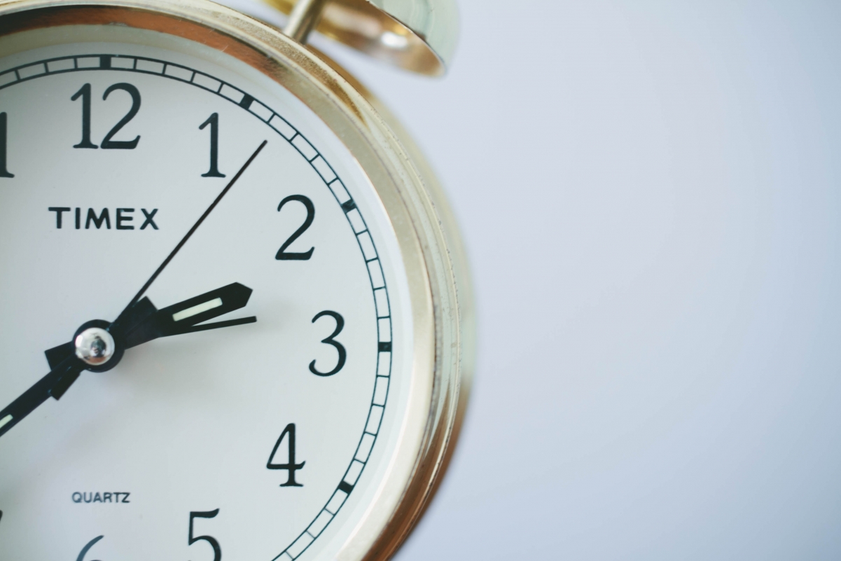 Simple and stylish clock pictures